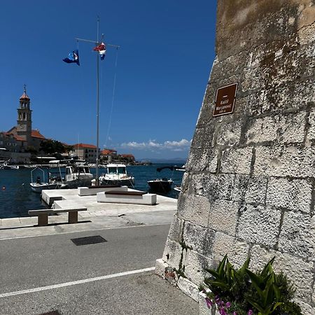 Castel Nonna Franka Διαμέρισμα Sutivan Εξωτερικό φωτογραφία