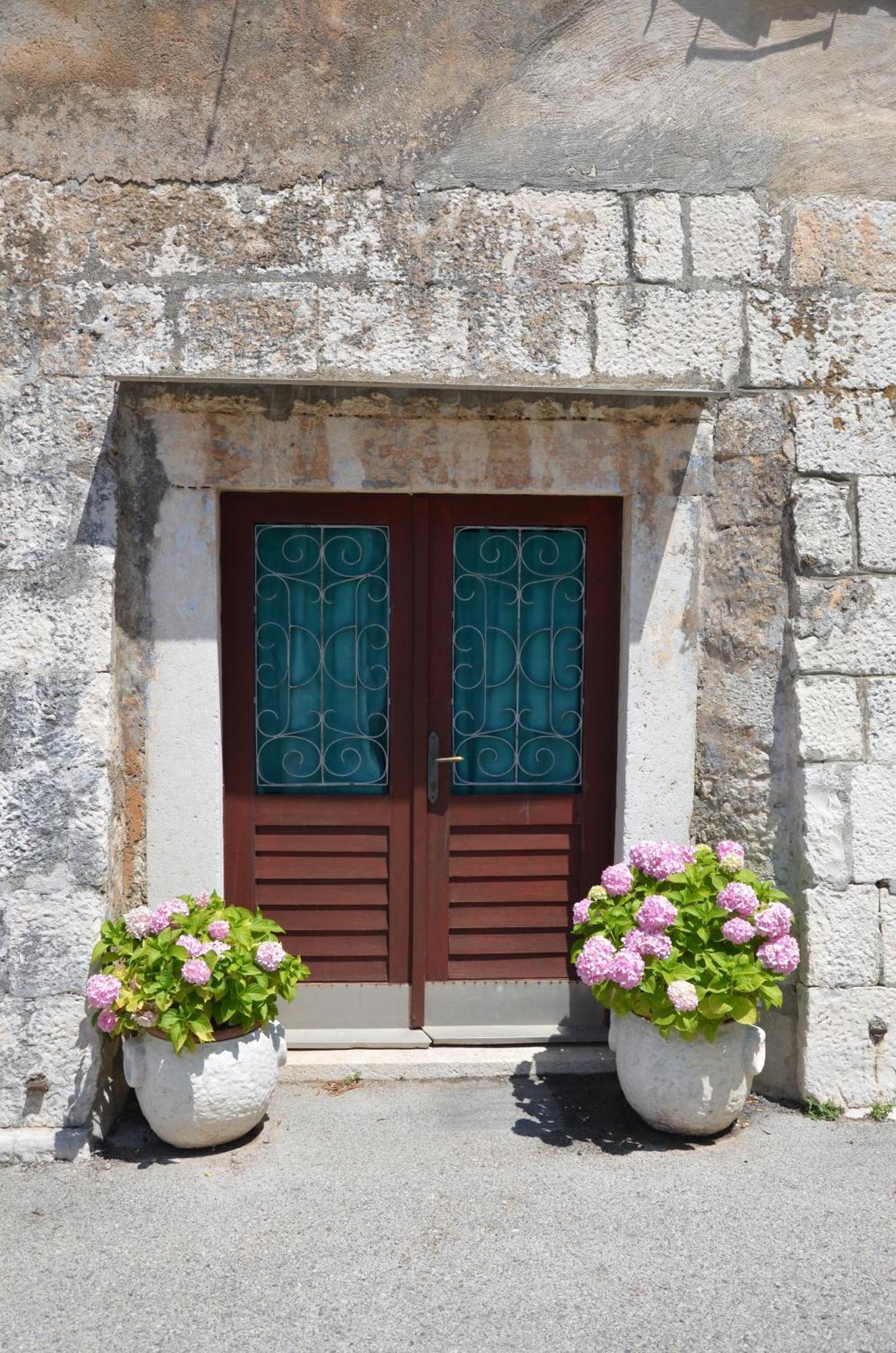 Castel Nonna Franka Διαμέρισμα Sutivan Εξωτερικό φωτογραφία