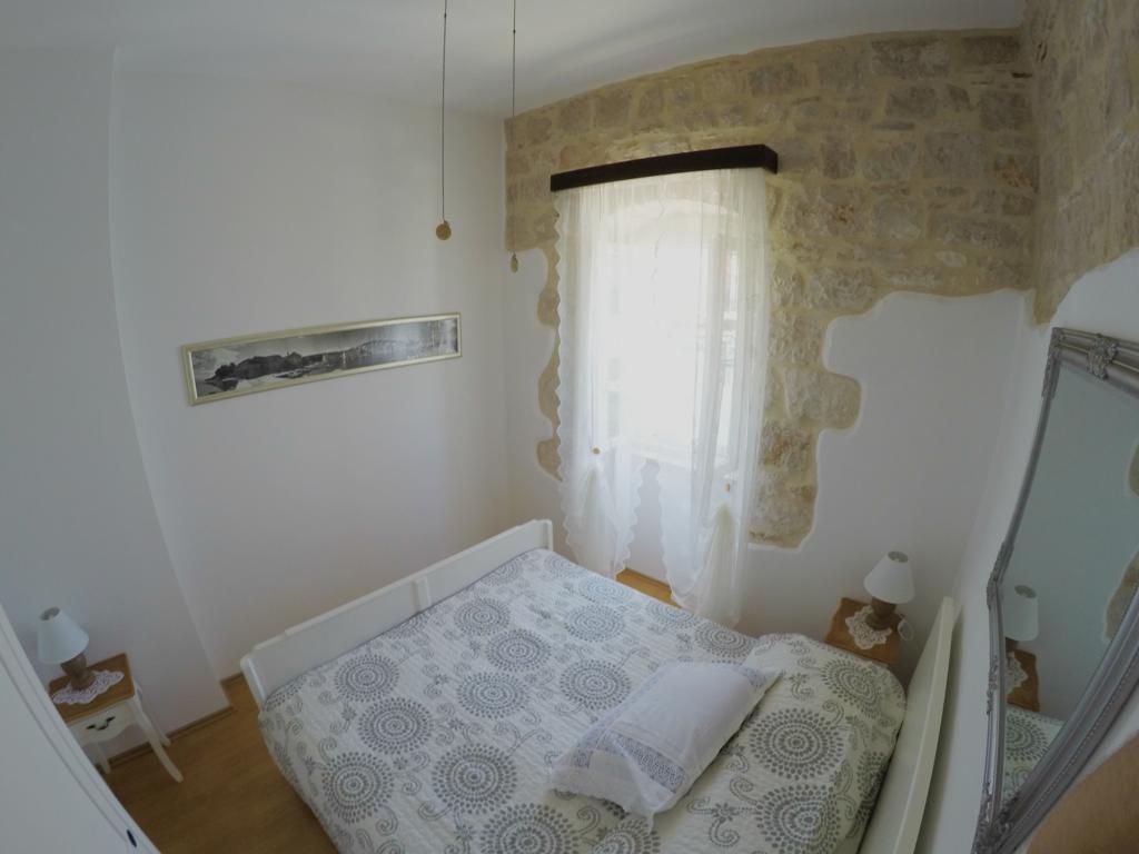 Castel Nonna Franka Διαμέρισμα Sutivan Εξωτερικό φωτογραφία