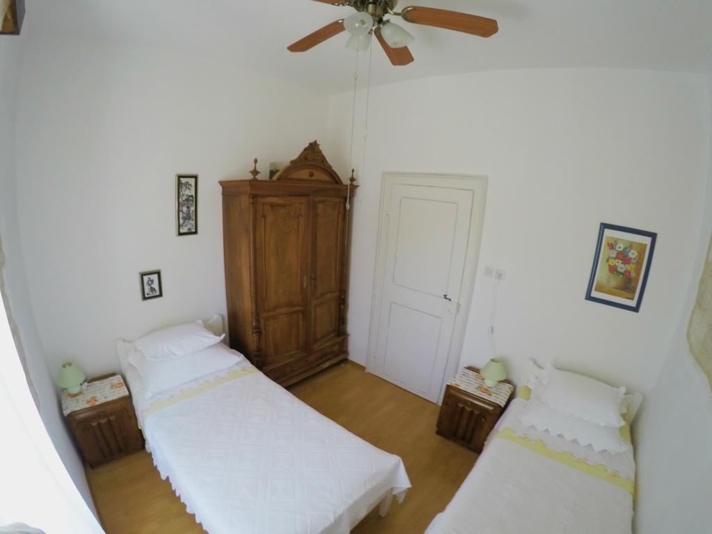 Castel Nonna Franka Διαμέρισμα Sutivan Εξωτερικό φωτογραφία